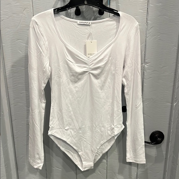 Mangopop Tops - Mangopop White Long Sleeve Bodysuit NWT